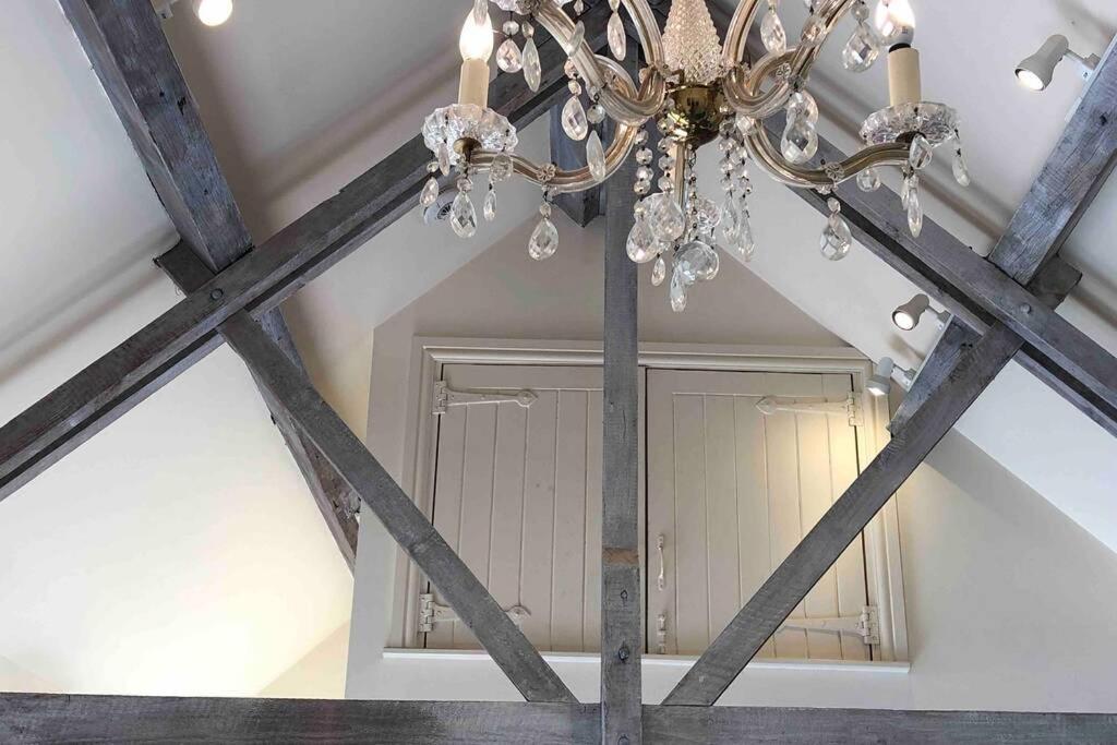 Secluded Romantic Cotswolds Barn - Sleeps 2 To 4 - Near Cirencester - Dog Friendly Villa Kemble Esterno foto